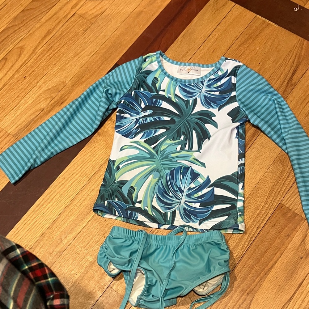 Tropical Leaf Kids Swim Set. (Top is 6. And bottom is 8)